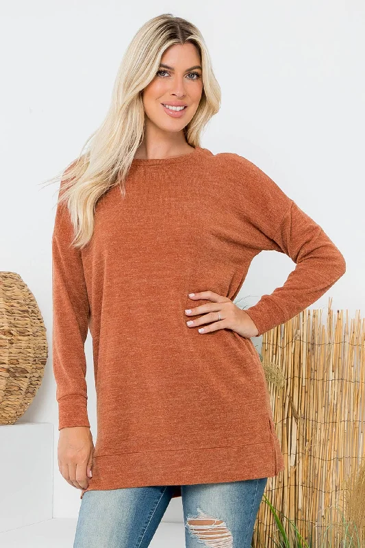 Perfect Peach - Long sleeve hair mir pullover top -Rust Orange Women’s Hoodie Pullover