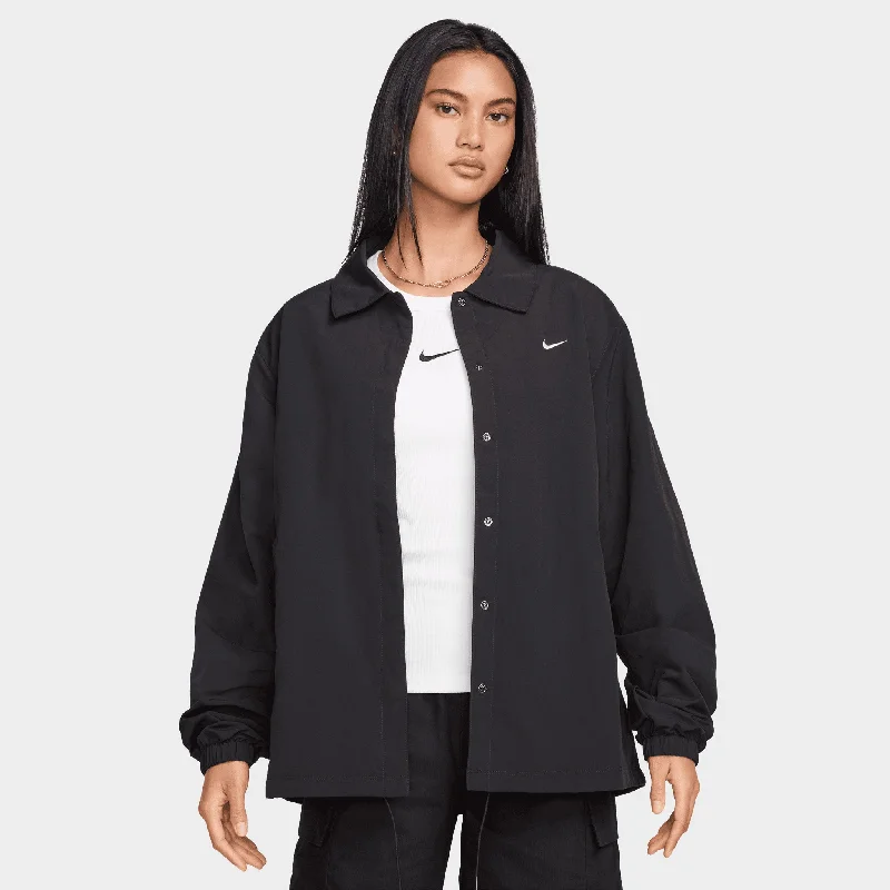 Nike Sportswear Women's UV Protection Woven Coach Jacket Black / White Women's edgy jackets