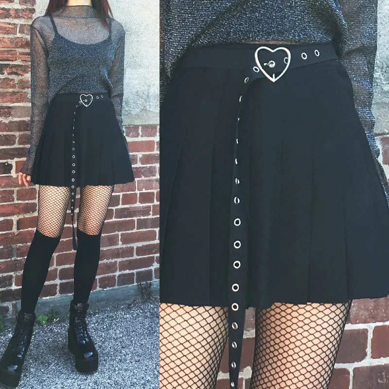 Kawaii Goth-heart belt skirt Popular unclassified skirts